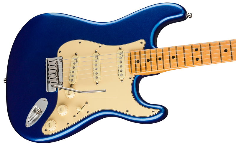 กีต้าร์ไฟฟ้า Fender American Ultra Stratocaster Cobra Blue
