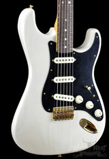 กีต้าร์ไฟฟ้า Fender Custom Shop Featherlight Closet Classic Stratocaster