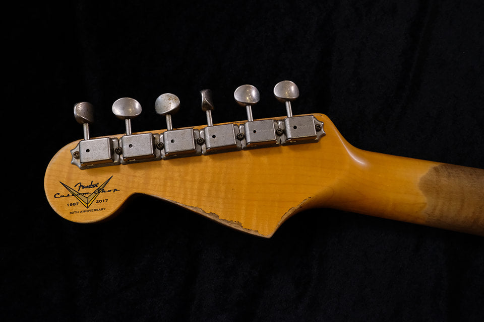 กีต้าร์ไฟฟ้า Fender Custom Shop 60s Heavy Relic/Compound Radius Strat – เบ๊  เงียบ เส็ง