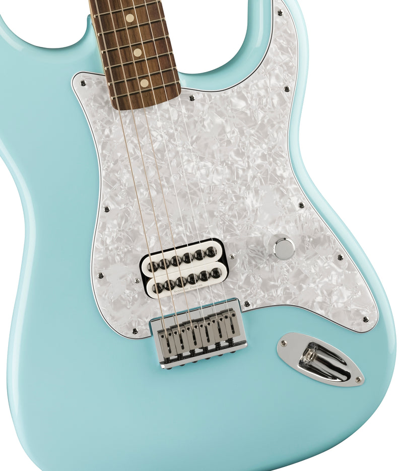 กีตาร์ไฟฟ้า Fender Limited Edition Tom DeLonge Stratocaster Daphne Blue