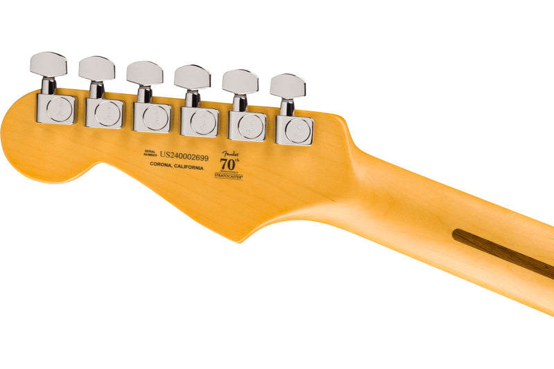 Fender American Professional II Stratocaster, Shell Pink กีตาร์ไฟฟ้า