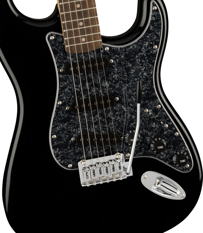 กีตาร์ไฟฟ้า Squier FSR Affinity Series Stratocaster, Pearloid Pickguard, Black