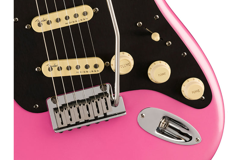 กีตาร์ไฟฟ้า Fender Limited Edition American Ultra Stratocaster Bubble Gum Metallic