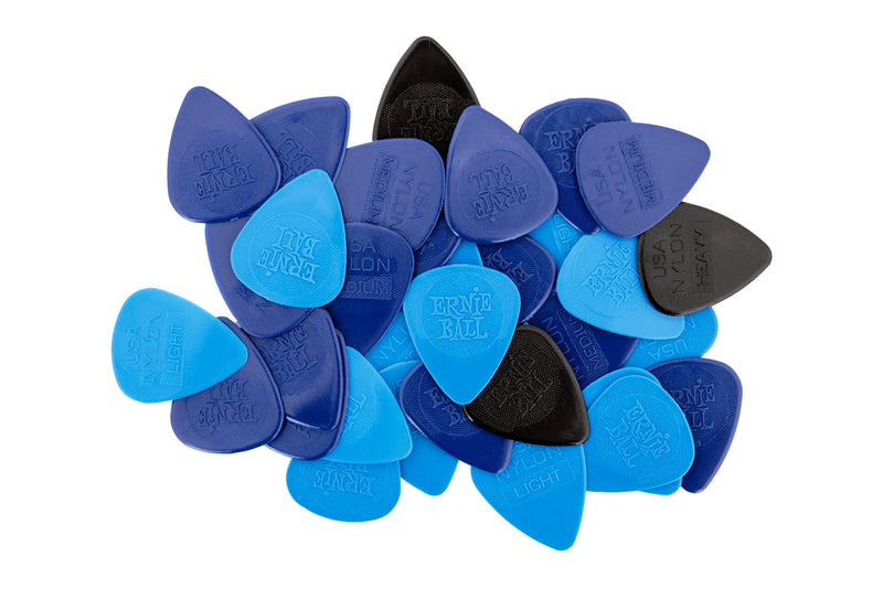 Ernie Ball Nylon Guitar Picks - Mixed Thickness (Thin, Medium, Heavy) (50 ตัว)