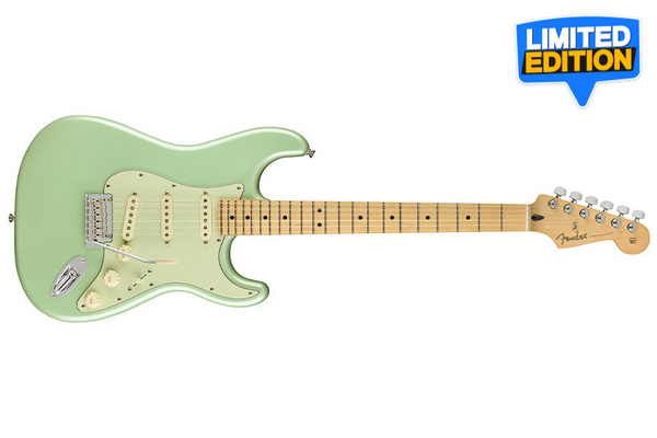 Fender Limited Edition Player Stratocaster Seafoam Pearl