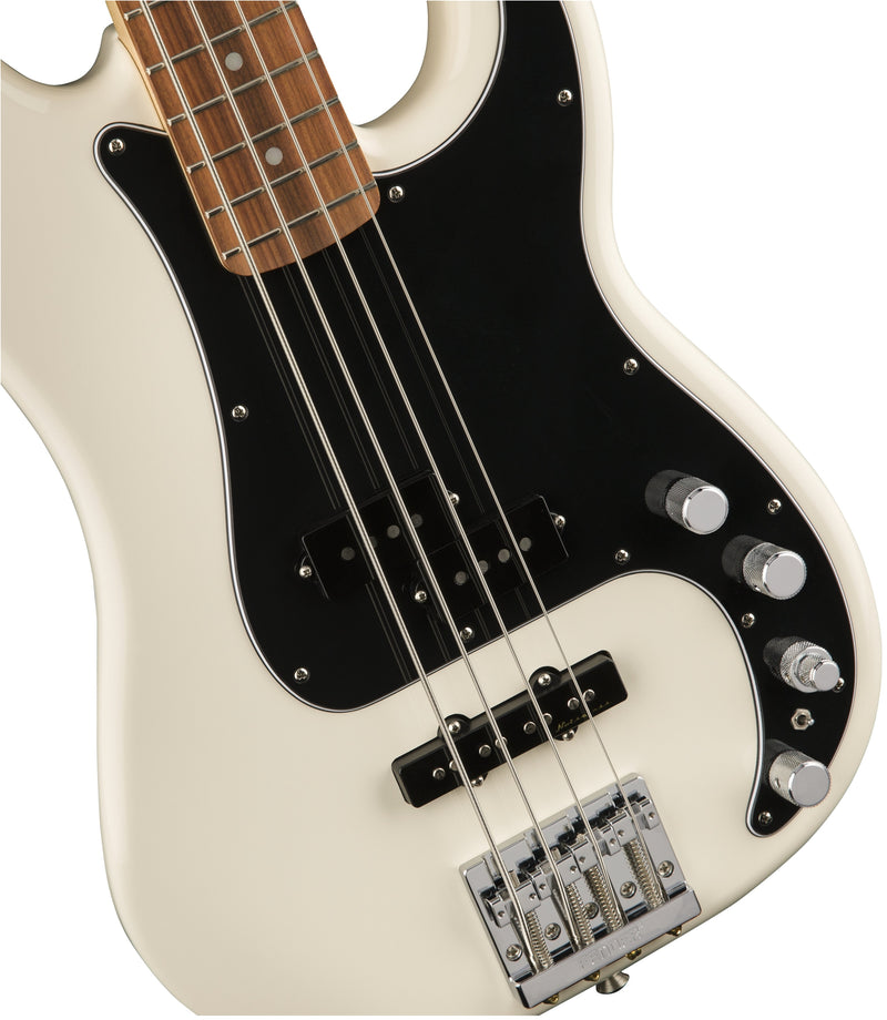 เบสไฟฟ้า Fender Deluxe Active Precision Bass Special