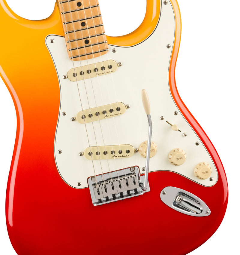 กีต้าร์ไฟฟ้า Fender Player Plus Stratocaster