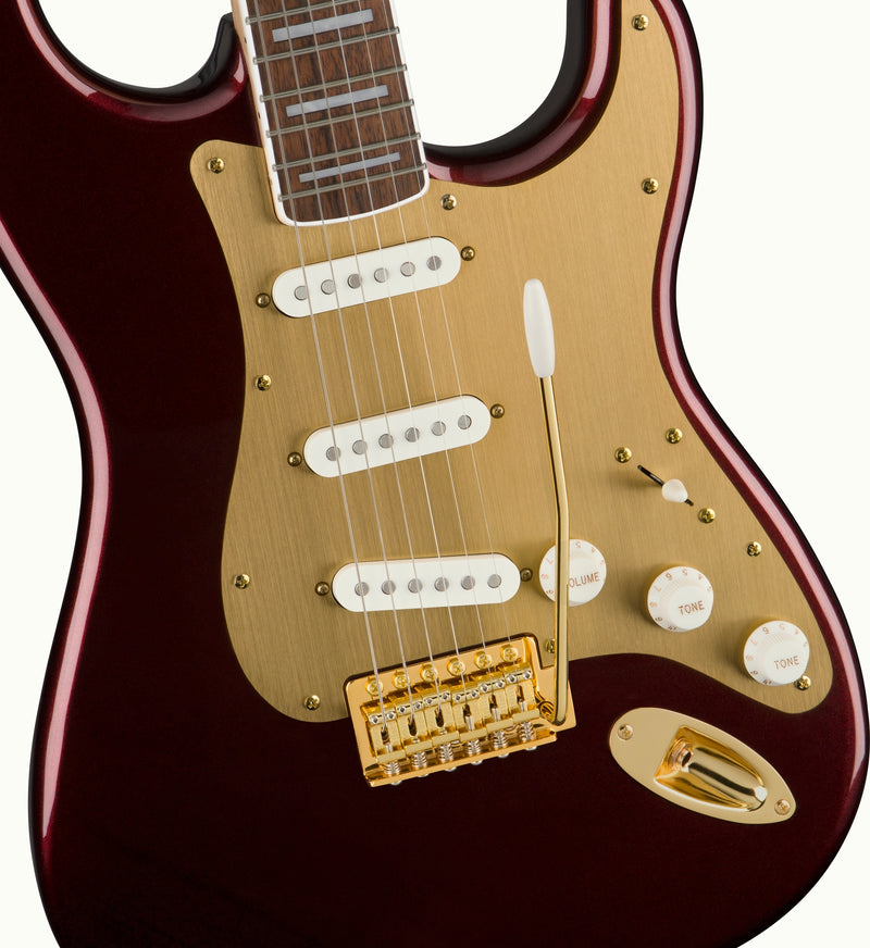 กีต้าร์ไฟฟ้า Squier 40th Anniversary Stratocaster, Gold Edition, Ruby Red Metallic