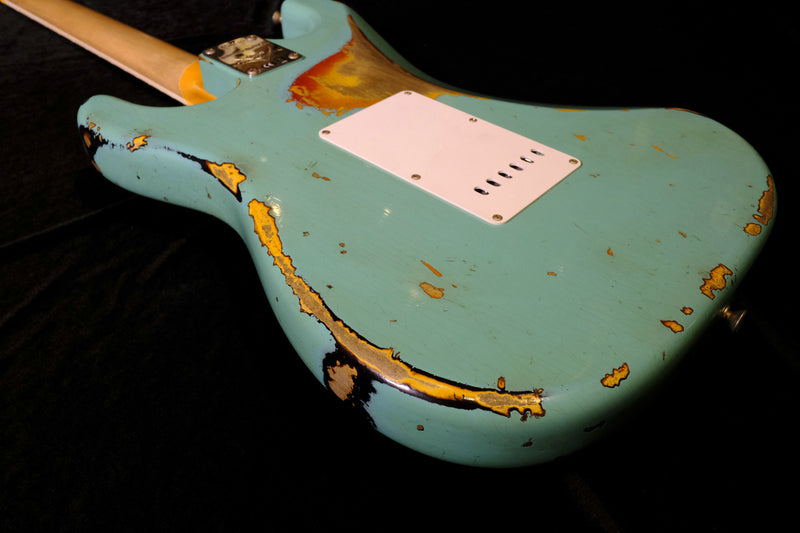 กีต้าร์ไฟฟ้า FENDER CUSTOM SHOP 67 STRATOCASTER HEAVY RELIC 