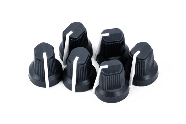 ปุ่มฝาครอบวอลลุ่มแอมป์ FENDER BLACK POINTER AMPLIFIER KNOBS (6)