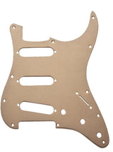 ปิ๊กการ์ดกีต้าร์ไฟฟ้า Fender 11-Hole Modern 1-Ply Anodized Stratocaster® S/S/S Pickguard