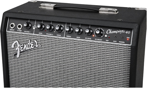 แอมป์กีต้าร์ไฟฟ้า Fender Champion 40